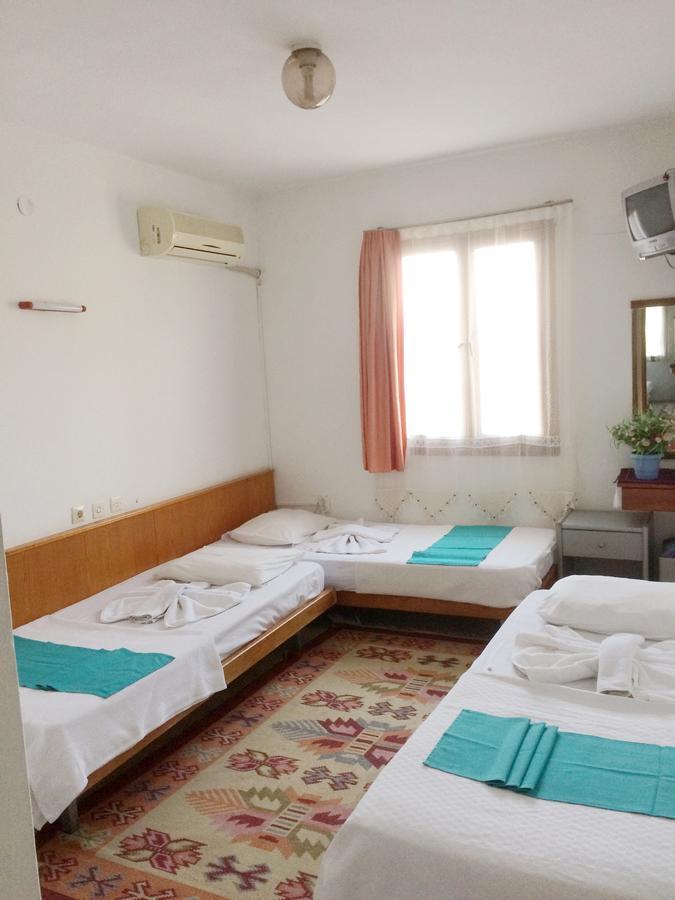 Parmis Rooms Çeşme Eksteriør billede