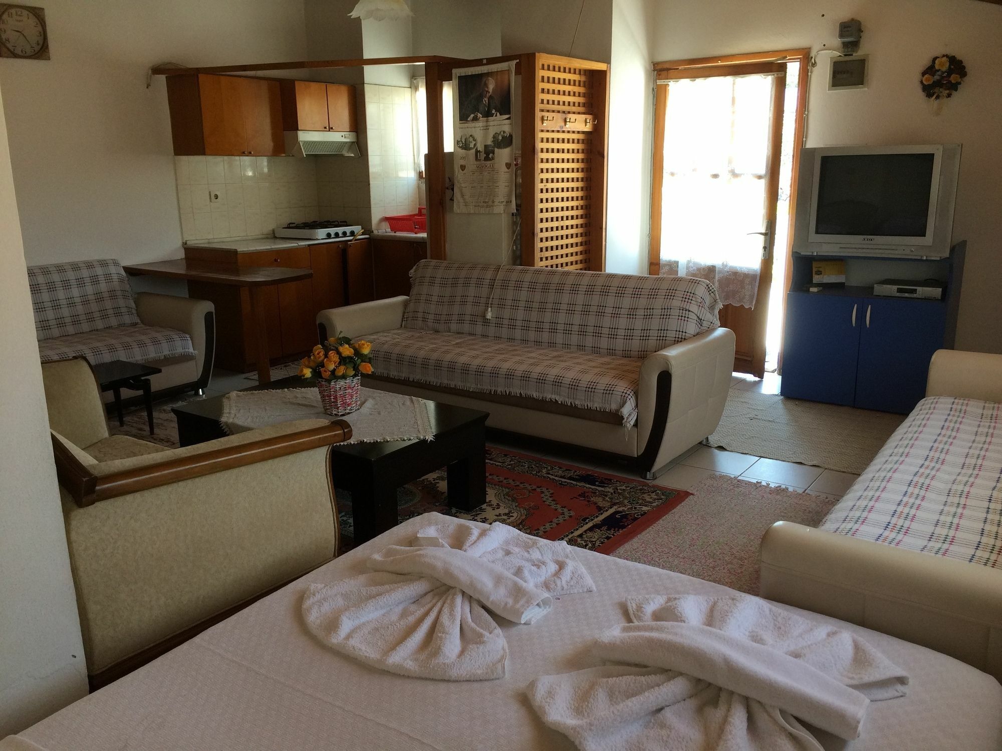 Parmis Rooms Çeşme Eksteriør billede