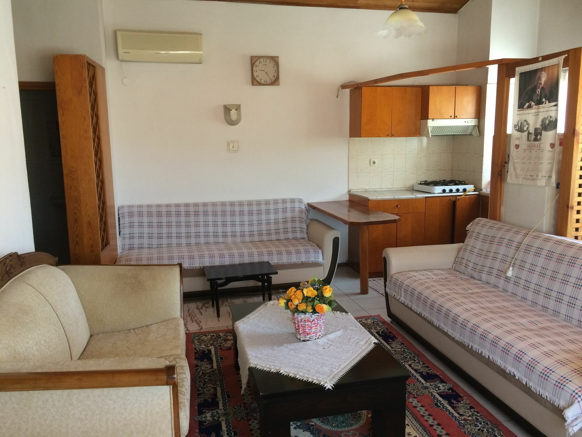 Parmis Rooms Çeşme Eksteriør billede