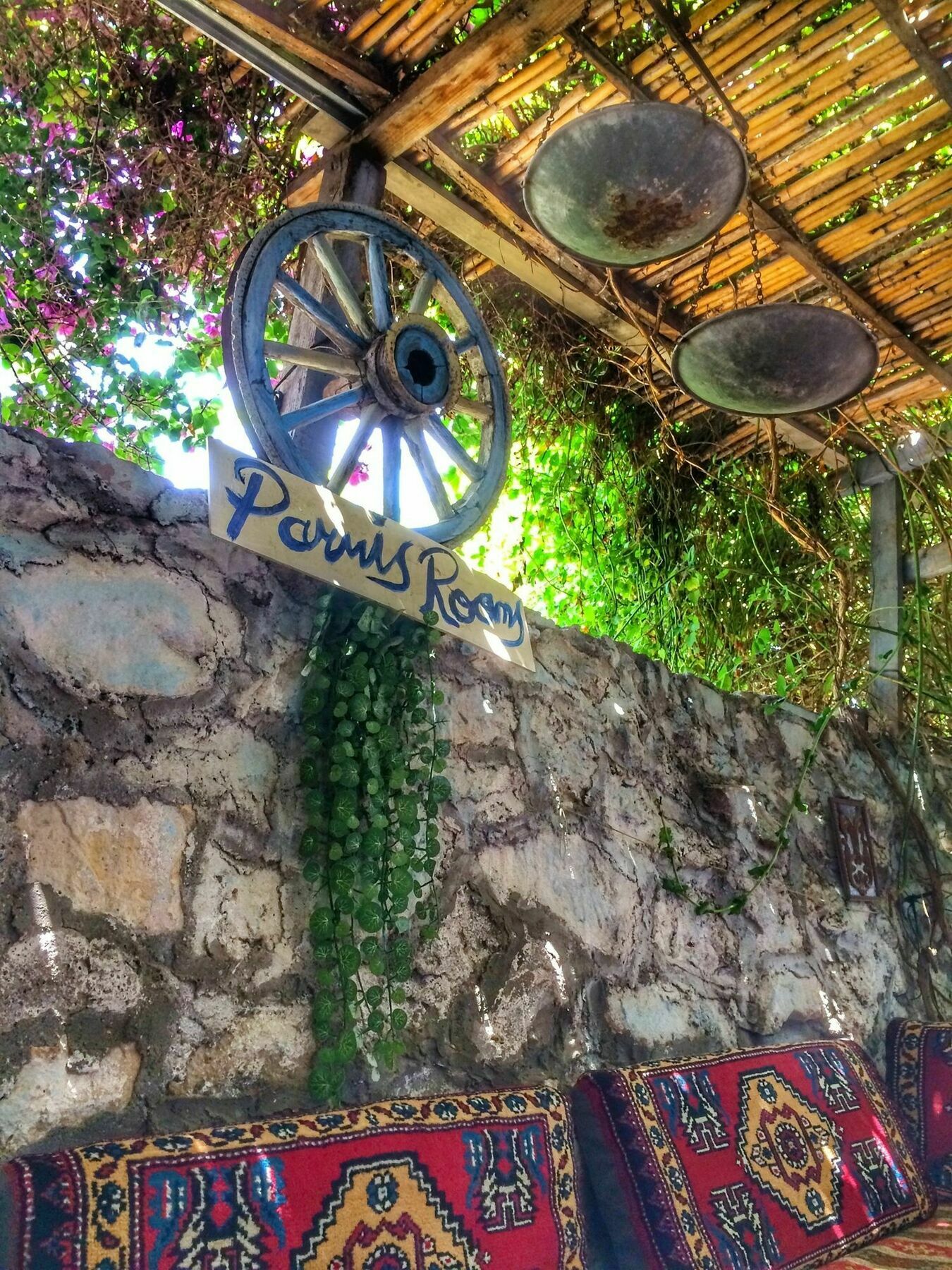 Parmis Rooms Çeşme Eksteriør billede