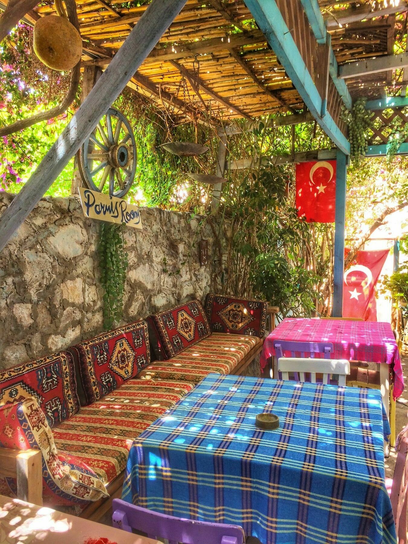 Parmis Rooms Çeşme Eksteriør billede