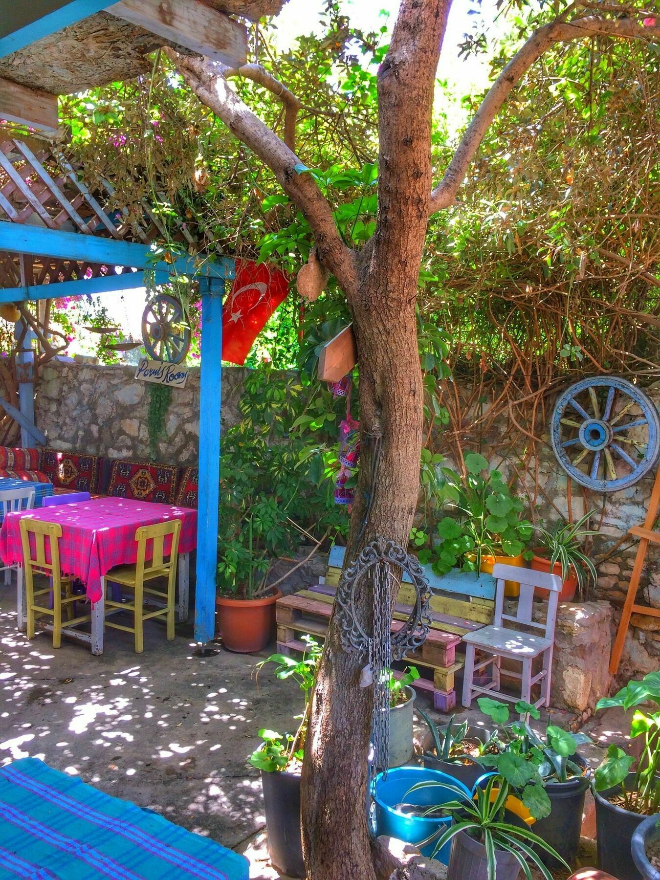 Parmis Rooms Çeşme Eksteriør billede